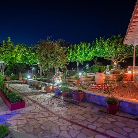 Rock Garden Villa Marantochori Luaran gambar