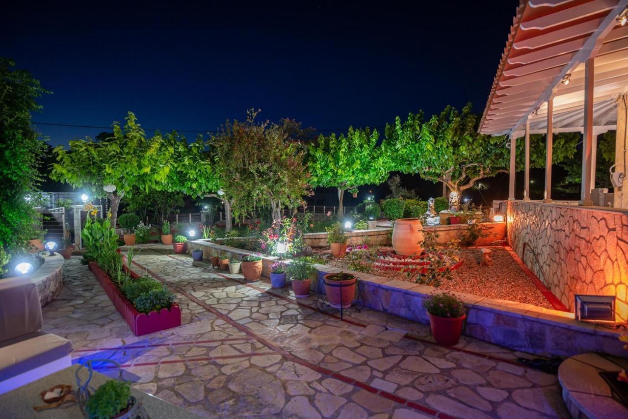 Rock Garden Villa Marantochori Luaran gambar