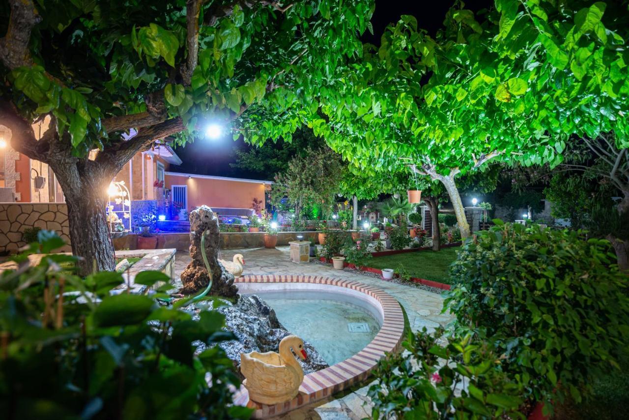Rock Garden Villa Marantochori Luaran gambar