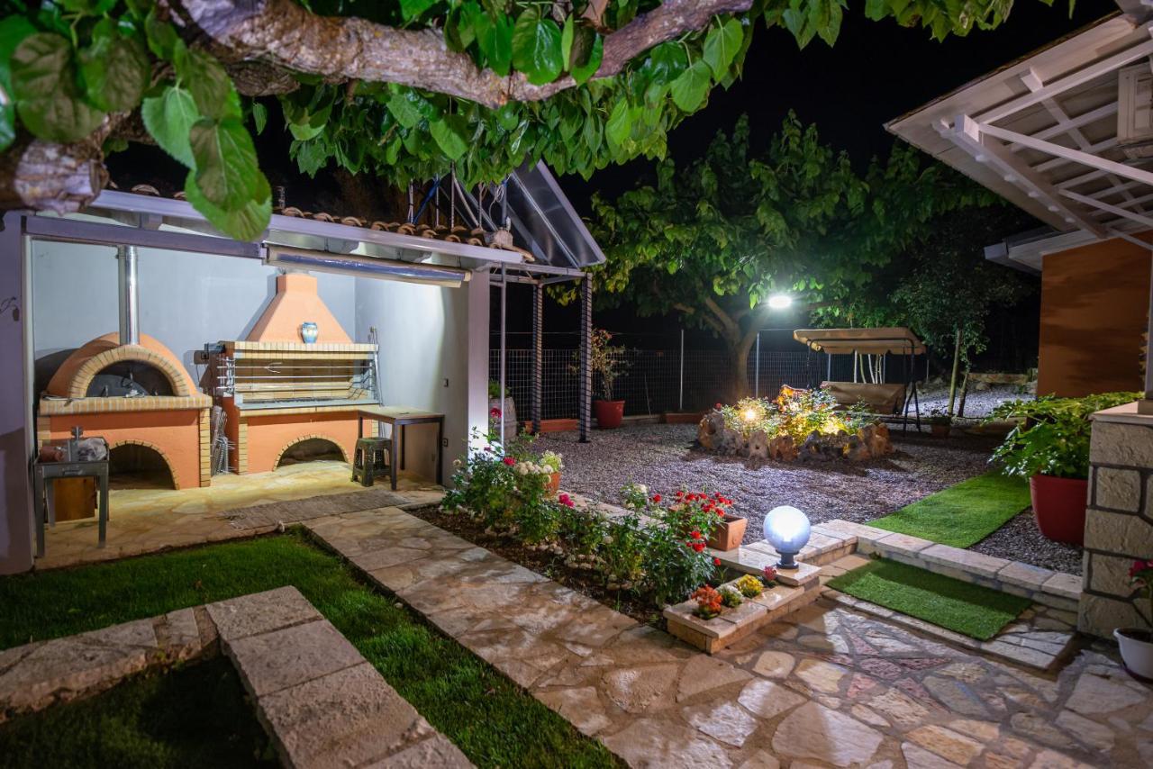 Rock Garden Villa Marantochori Luaran gambar