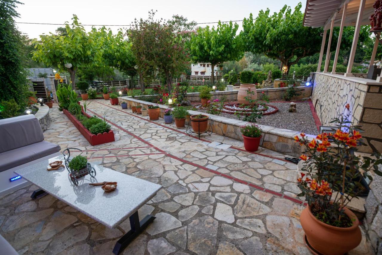 Rock Garden Villa Marantochori Luaran gambar