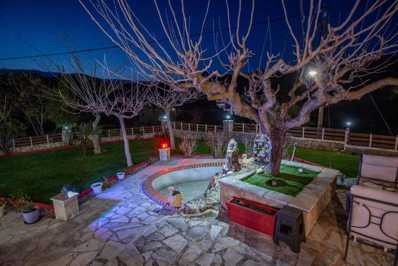 Rock Garden Villa Marantochori Luaran gambar